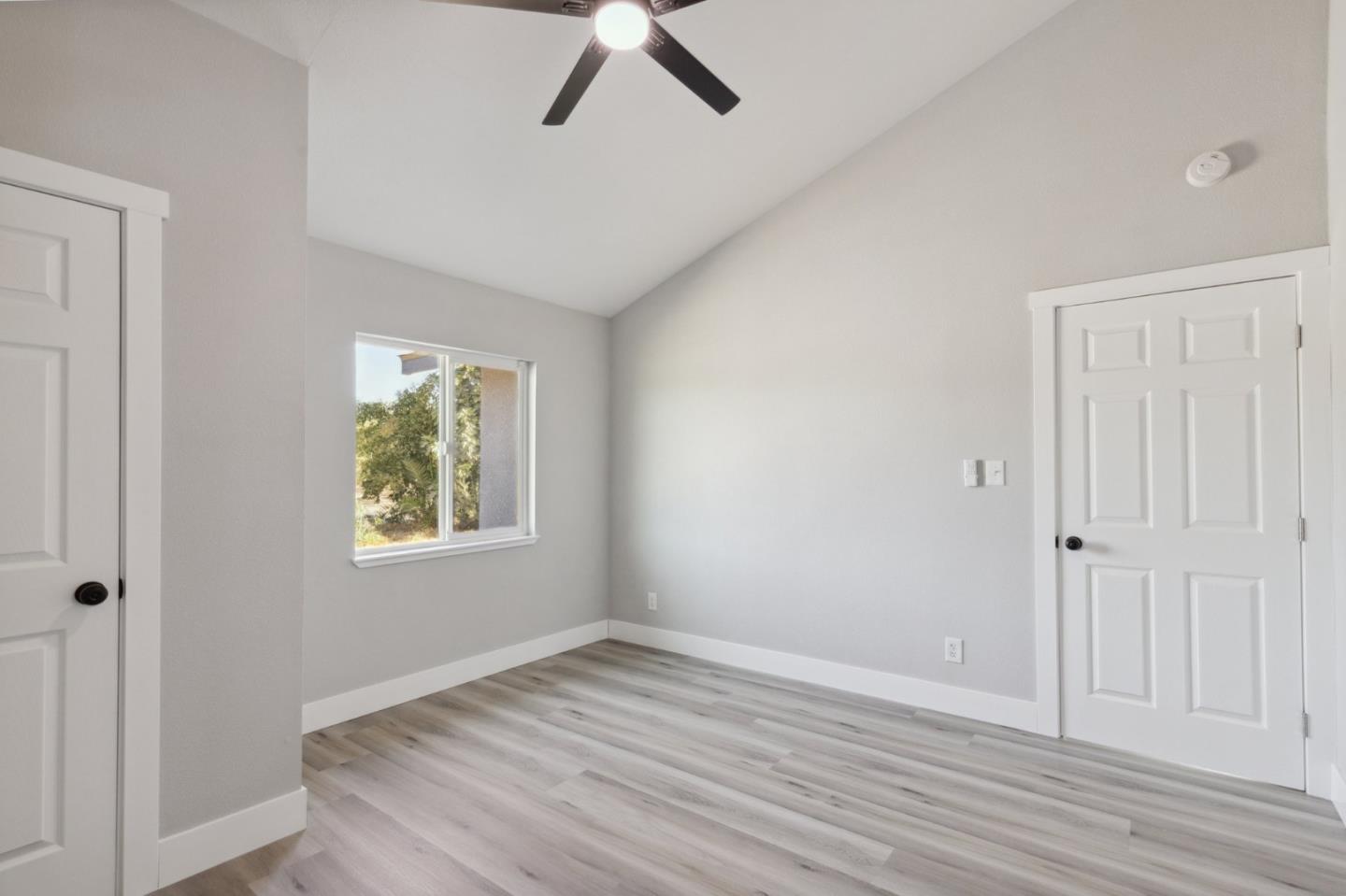 Detail Gallery Image 22 of 46 For 13394 Avenue 21 1.2, Chowchilla,  CA 93610 - 5 Beds | 4 Baths