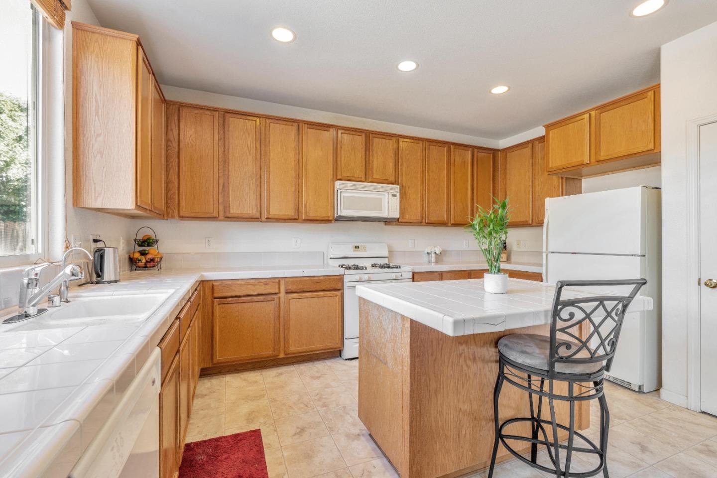 Detail Gallery Image 12 of 43 For 1433 Brahma St, Patterson,  CA 95363 - 4 Beds | 2/1 Baths