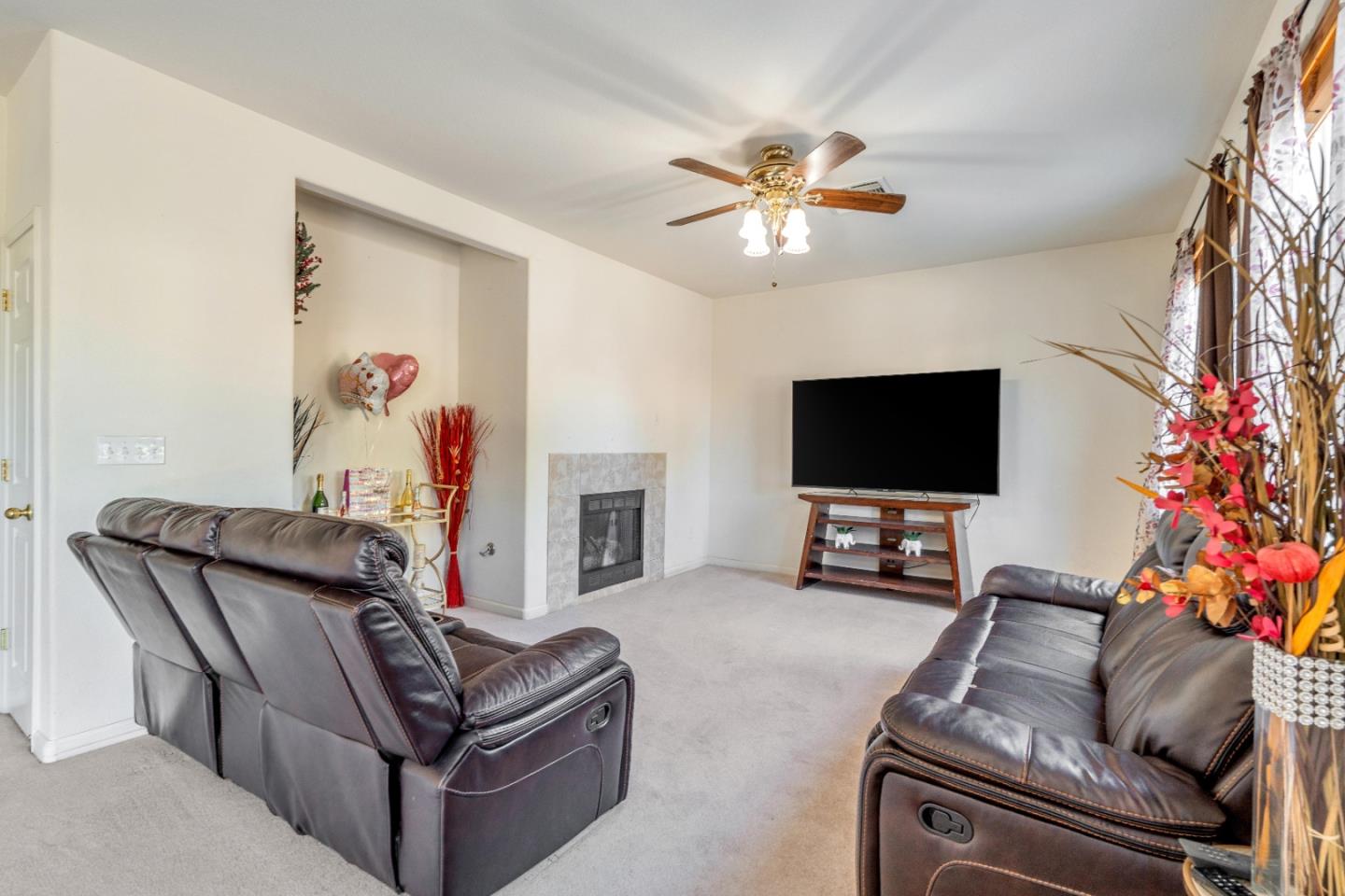 Detail Gallery Image 5 of 43 For 1433 Brahma St, Patterson,  CA 95363 - 4 Beds | 2/1 Baths