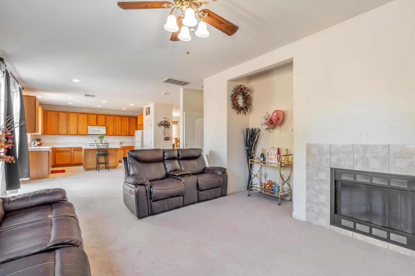 Detail Gallery Image 8 of 43 For 1433 Brahma St, Patterson,  CA 95363 - 4 Beds | 2/1 Baths