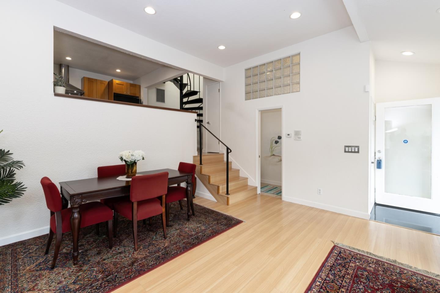 Detail Gallery Image 6 of 23 For 389 Sandalwood Dr, Aptos,  CA 95003 - 2 Beds | 1/1 Baths
