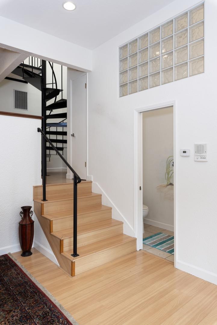 Detail Gallery Image 7 of 23 For 389 Sandalwood Dr, Aptos,  CA 95003 - 2 Beds | 1/1 Baths