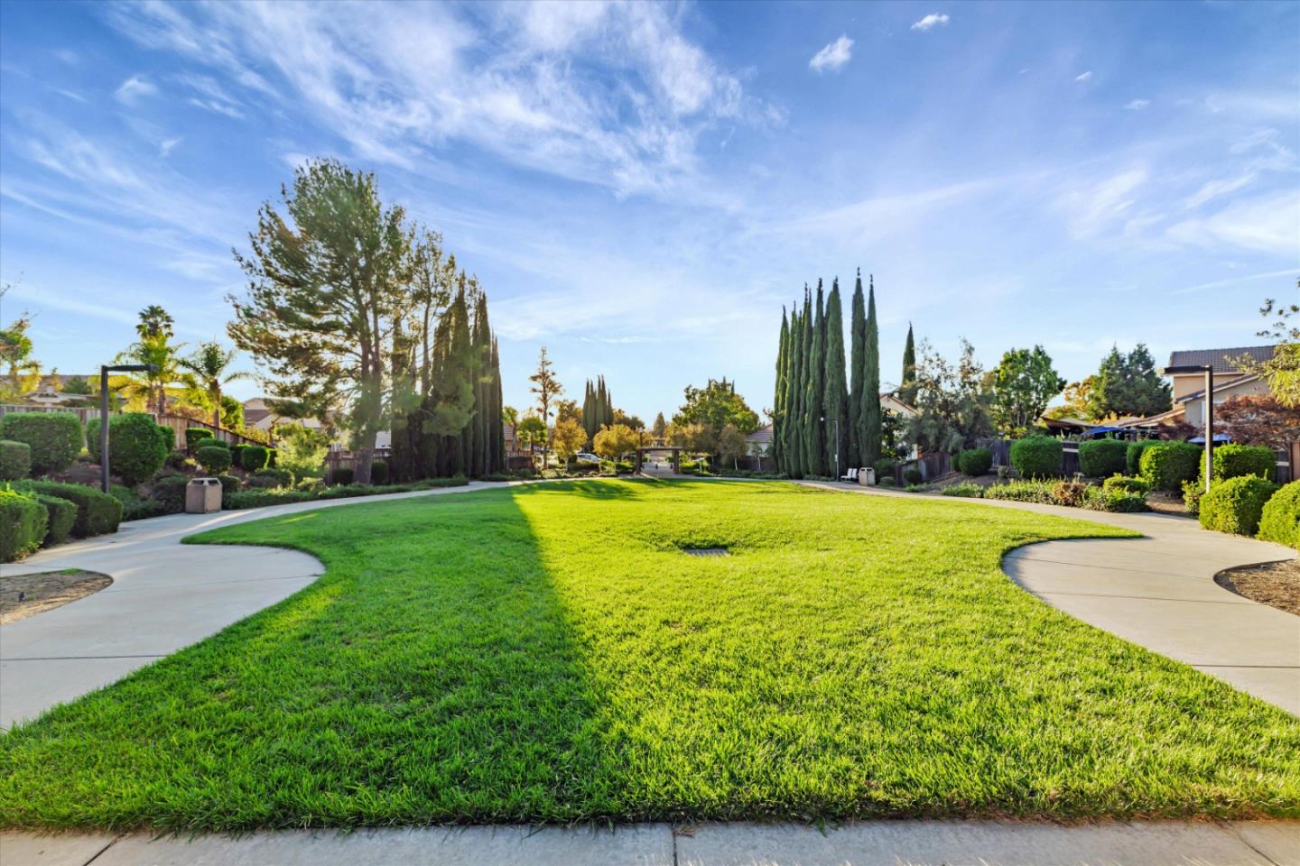 Detail Gallery Image 42 of 44 For 3526 Jasmine Cir, San Jose,  CA 95135 - 3 Beds | 2/1 Baths