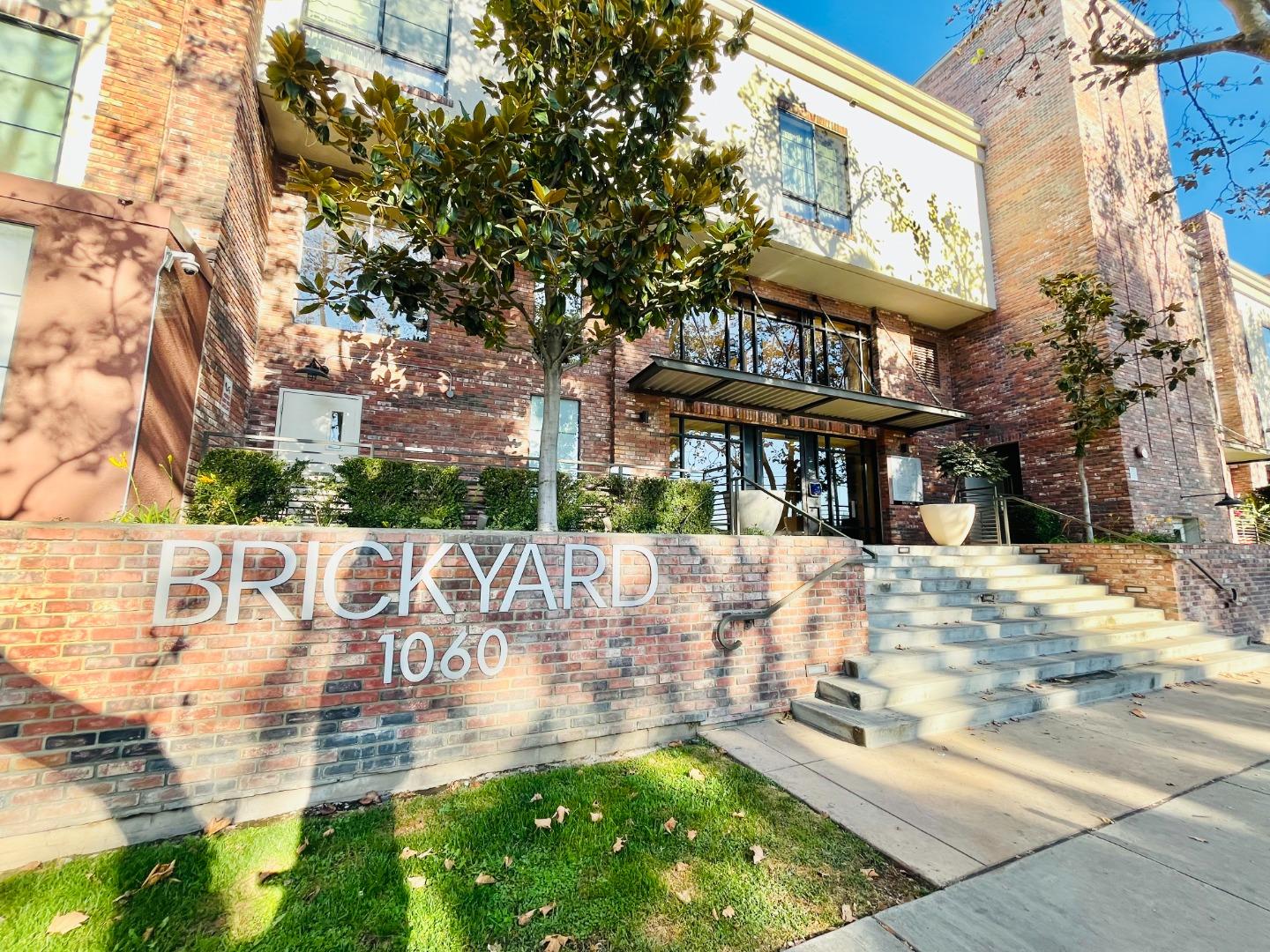 Browse active condo listings in BRICKYARD