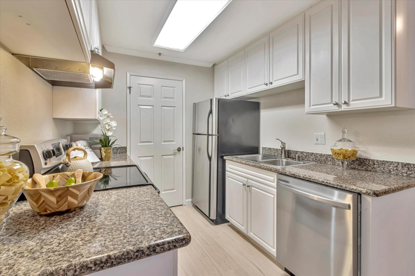 Detail Gallery Image 12 of 34 For 745 Watson Canyon Ct #227,  San Ramon,  CA 94582 - 2 Beds | 2 Baths