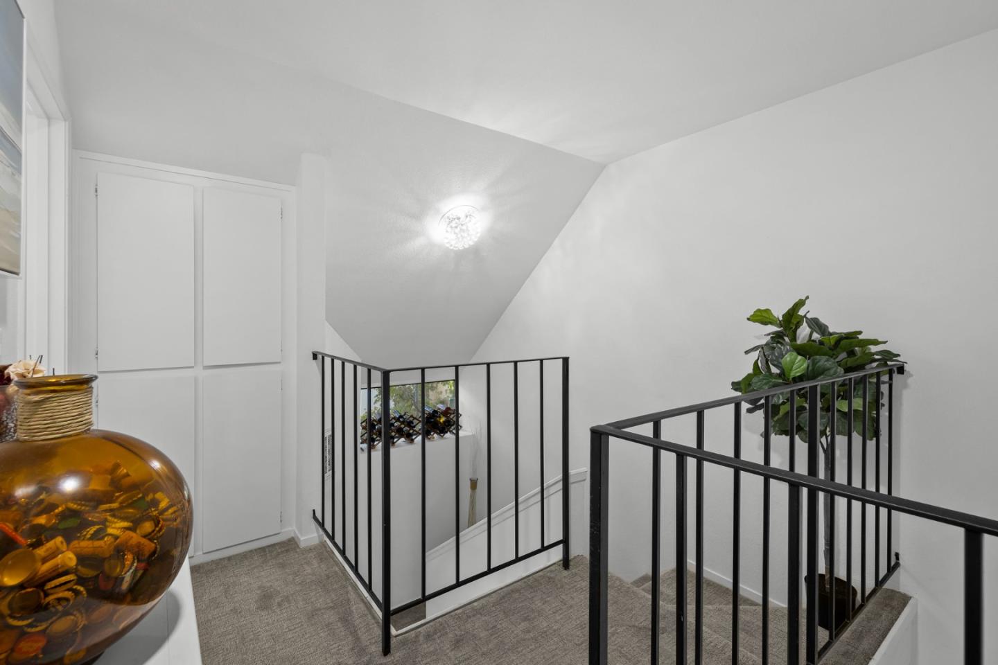 Detail Gallery Image 9 of 26 For 8170 Westwood Dr #17,  Gilroy,  CA 95020 - 2 Beds | 1/1 Baths