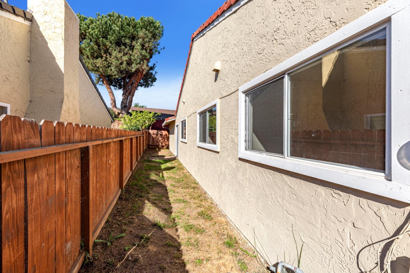 Detail Gallery Image 34 of 36 For 84 Lawrence Ave, Watsonville,  CA 95076 - 3 Beds | 2 Baths