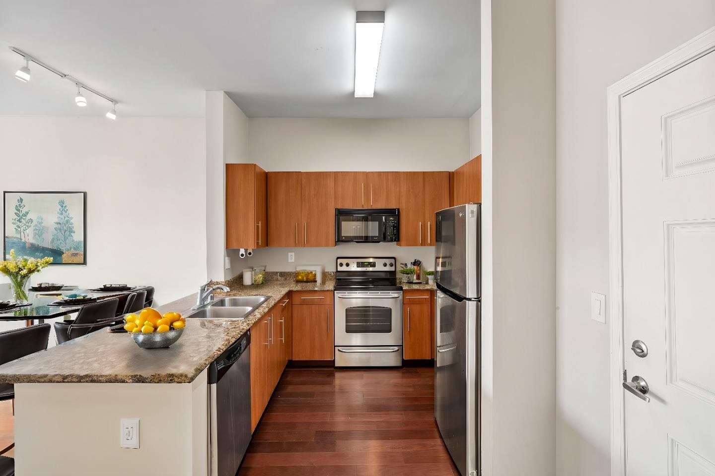 Detail Gallery Image 13 of 33 For 1060 S 3rd St #304,  San Jose,  CA 95112 - 1 Beds | 1 Baths