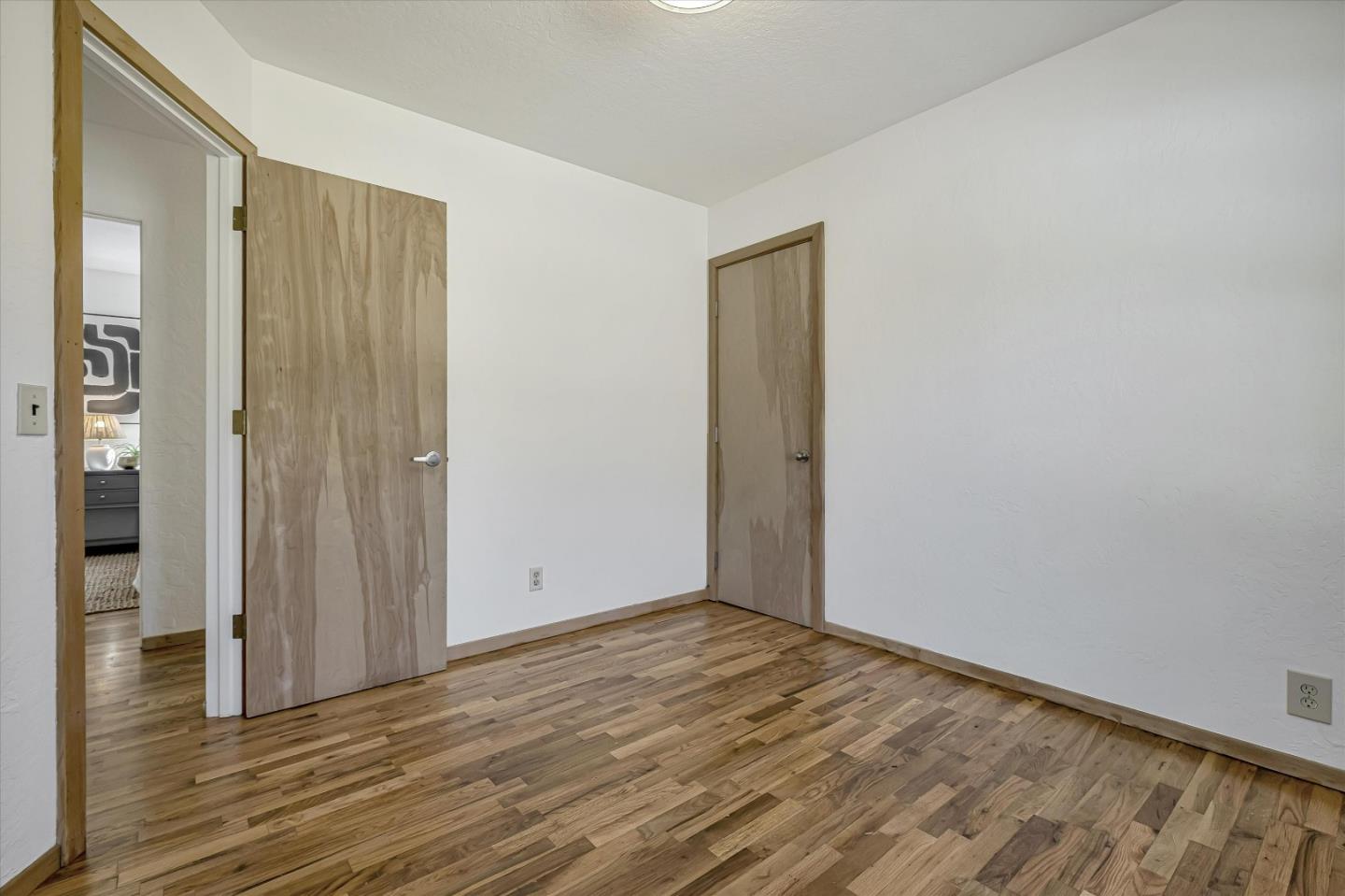 Detail Gallery Image 15 of 35 For 2720 Placer St, Santa Cruz,  CA 95062 - 2 Beds | 2 Baths