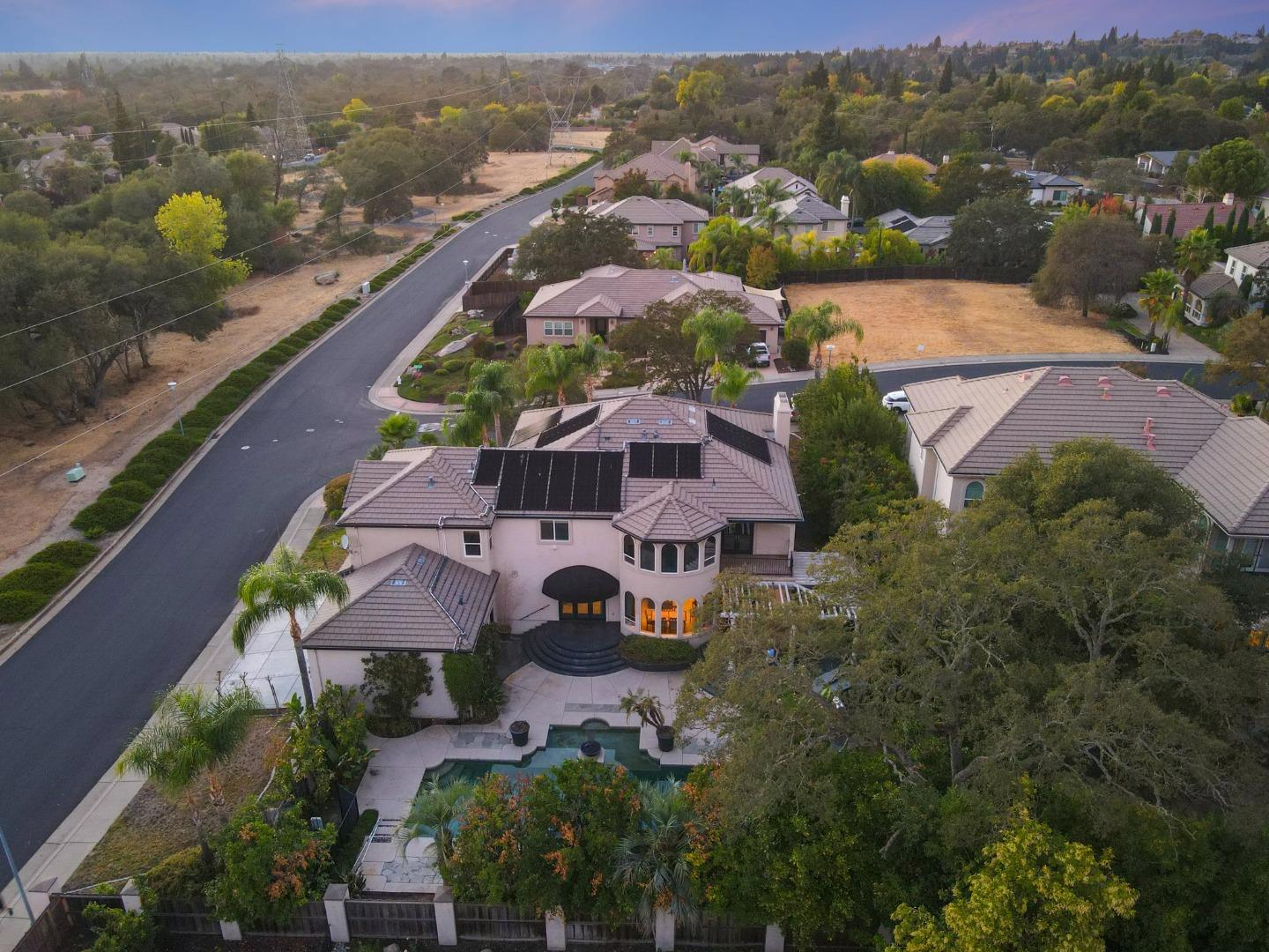 Detail Gallery Image 60 of 82 For 140 Kettle Rock Ct, Folsom,  CA 95630 - 5 Beds | 3/1 Baths