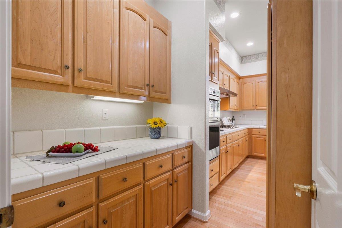 Detail Gallery Image 26 of 61 For 8753 Mccarty Ranch Dr, San Jose,  CA 95135 - 2 Beds | 2/1 Baths