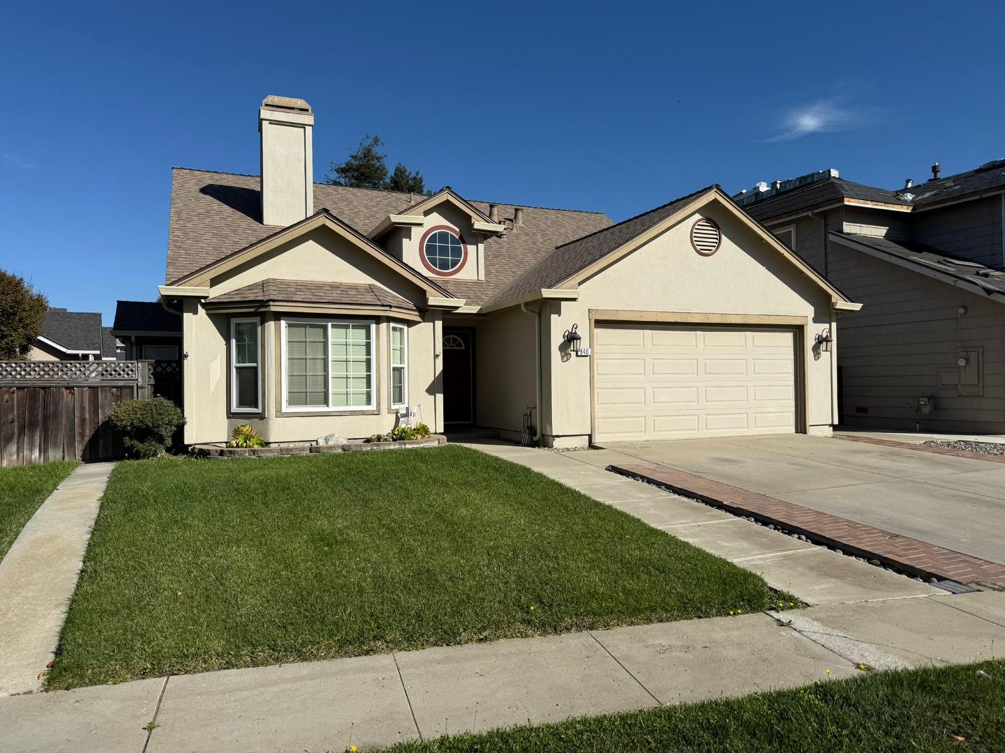 Detail Gallery Image 1 of 29 For 940 Provincetown Dr, Salinas,  CA 93906 - 3 Beds | 2 Baths