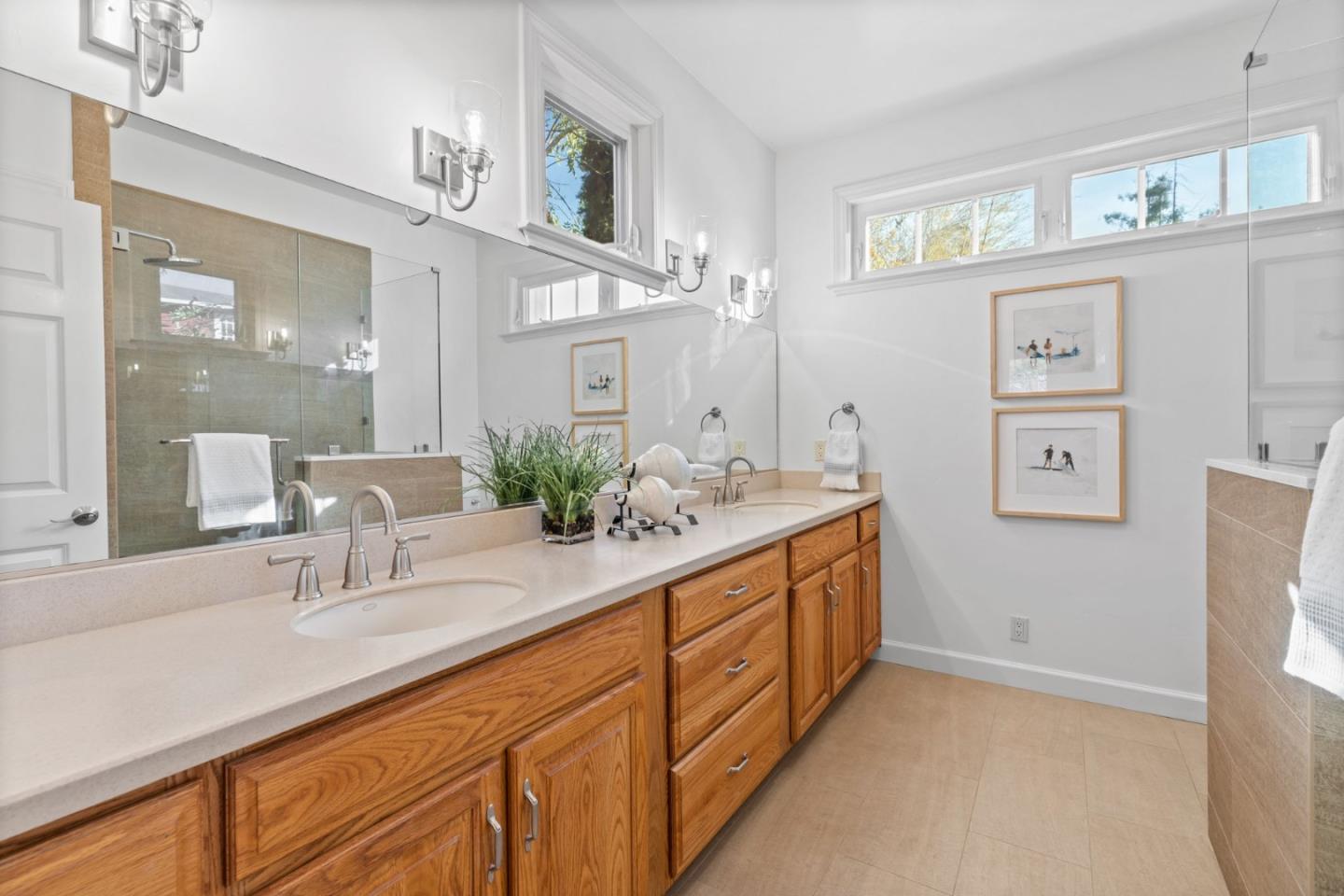 Detail Gallery Image 17 of 39 For 1017 Morrissey Blvd, Santa Cruz,  CA 95065 - 3 Beds | 2/1 Baths