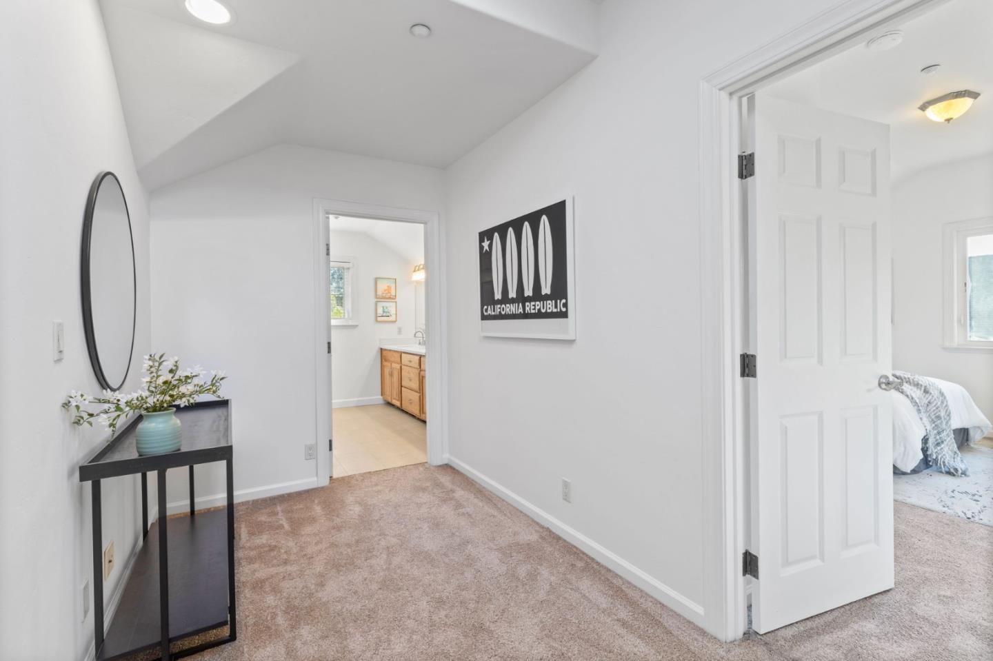 Detail Gallery Image 18 of 39 For 1017 Morrissey Blvd, Santa Cruz,  CA 95065 - 3 Beds | 2/1 Baths