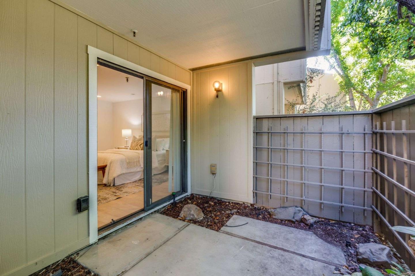 Detail Gallery Image 16 of 27 For 49 Showers Dr #E152,  Mountain View,  CA 94040 - 1 Beds | 1 Baths