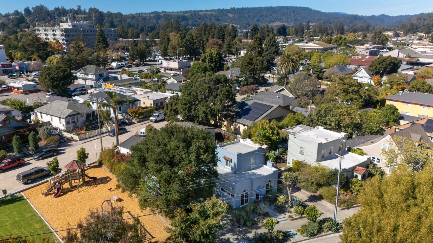 Detail Gallery Image 39 of 45 For 313 Dakota Ave, Santa Cruz,  CA 95060 - 2 Beds | 1/1 Baths