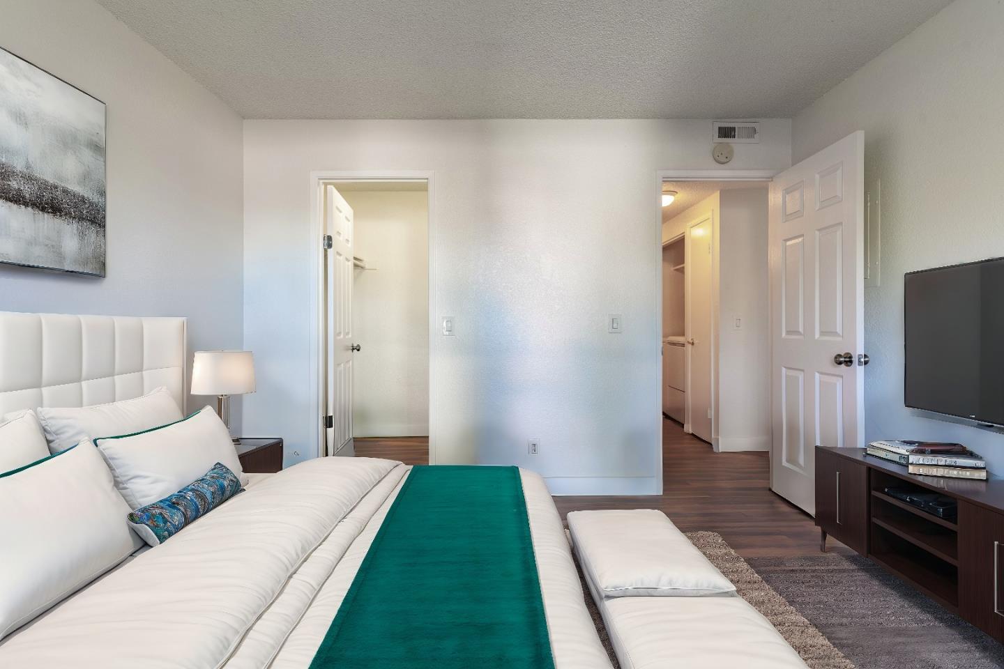 Detail Gallery Image 11 of 20 For 3819 7 Trees Blvd #101,  San Jose,  CA 95111 - 2 Beds | 1 Baths