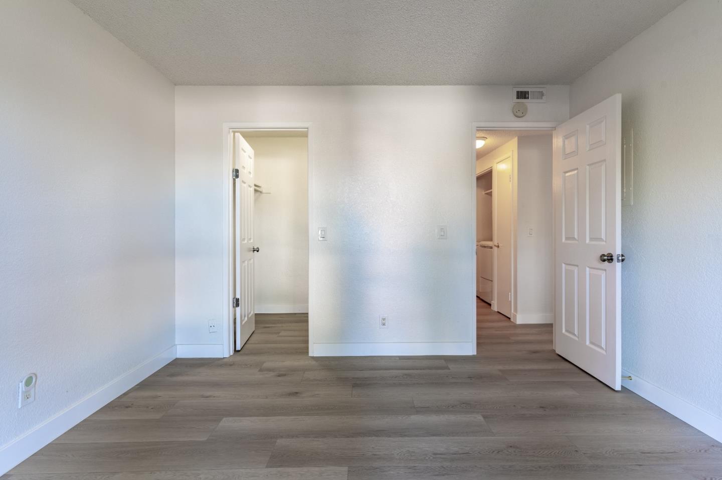 Detail Gallery Image 14 of 20 For 3819 7 Trees Blvd #101,  San Jose,  CA 95111 - 2 Beds | 1 Baths