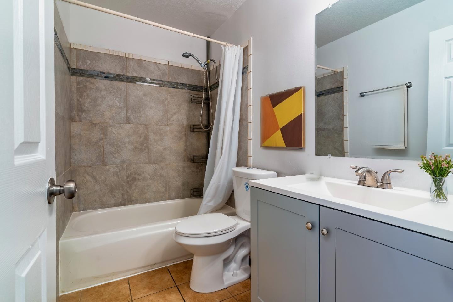 Detail Gallery Image 9 of 20 For 3819 7 Trees Blvd #101,  San Jose,  CA 95111 - 2 Beds | 1 Baths