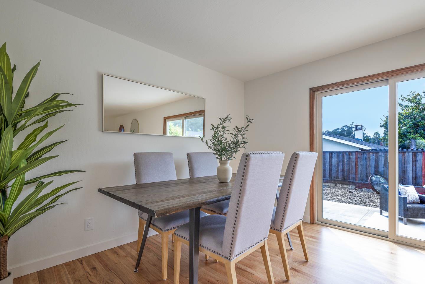 Detail Gallery Image 7 of 34 For 106 Germaine Ave, Santa Cruz,  CA 95065 - 3 Beds | 2 Baths