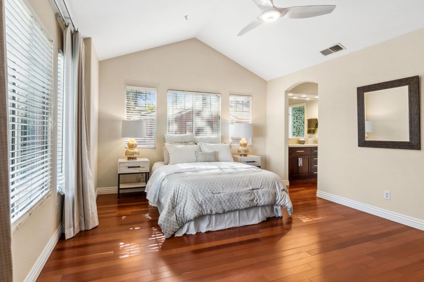 Detail Gallery Image 29 of 45 For 121 Gladys Ave, Mountain View,  CA 94043 - 3 Beds | 2/1 Baths