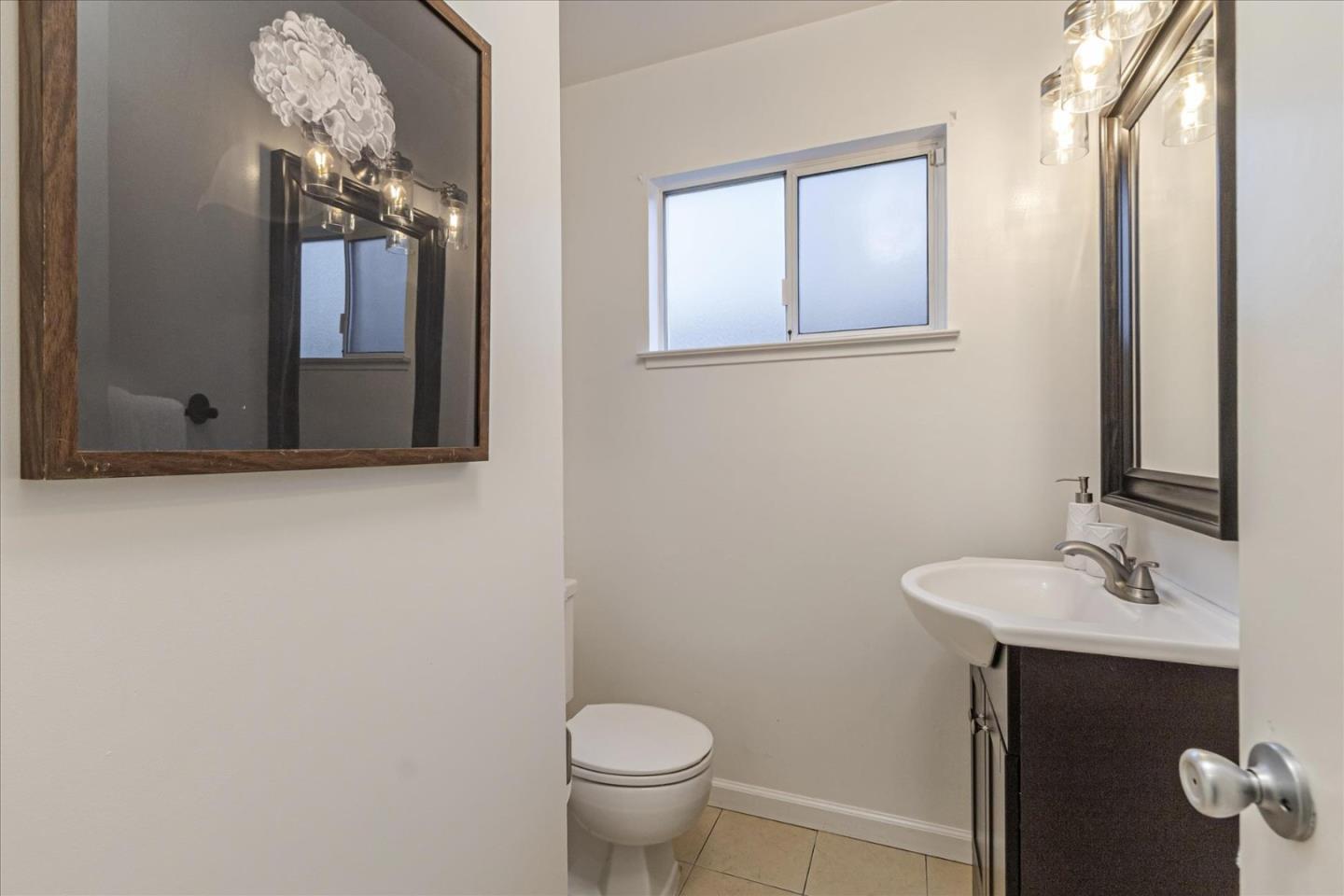 Detail Gallery Image 27 of 56 For 230 Beegum Way, San Jose,  CA 95123 - 3 Beds | 2/1 Baths