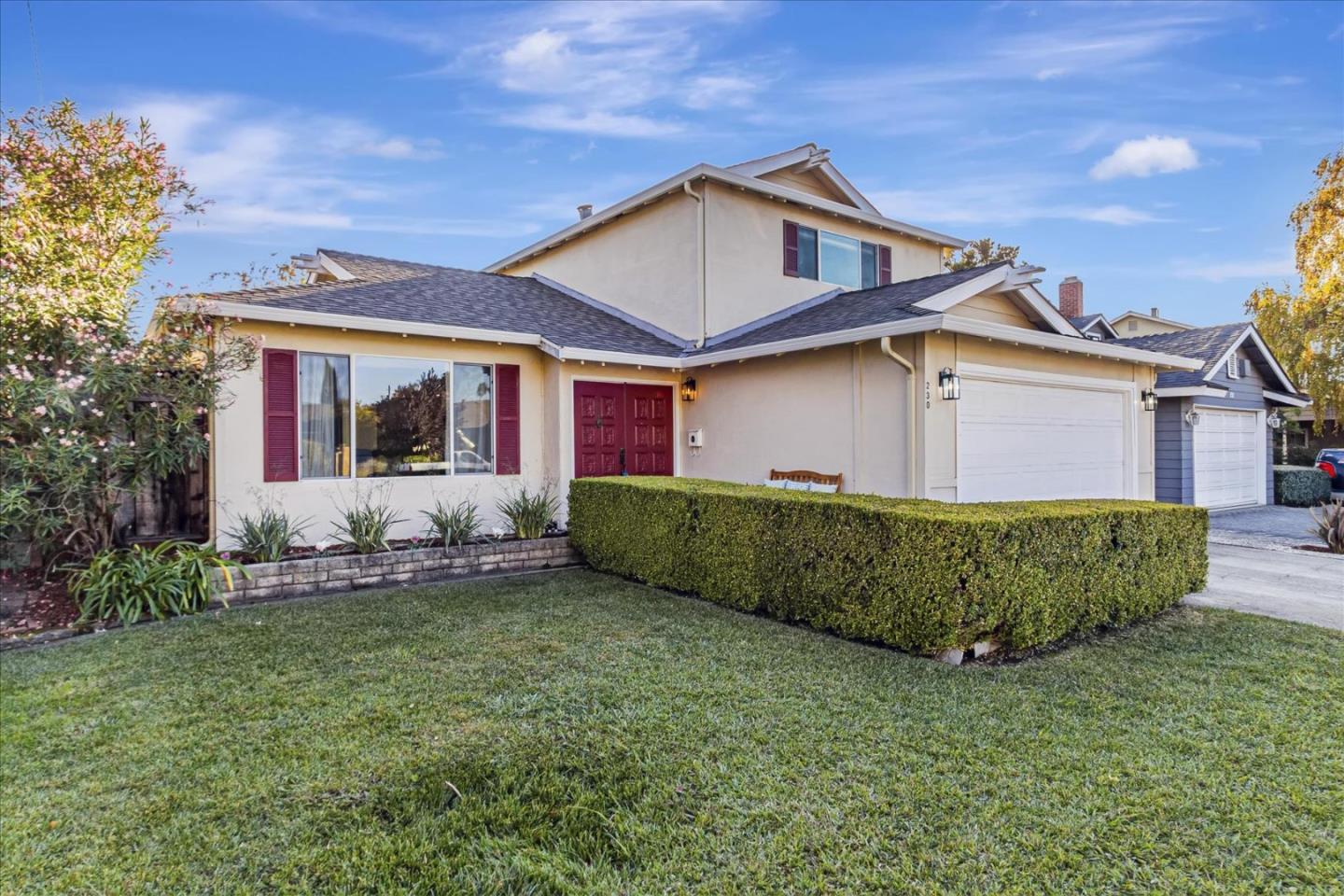 Detail Gallery Image 3 of 56 For 230 Beegum Way, San Jose,  CA 95123 - 3 Beds | 2/1 Baths