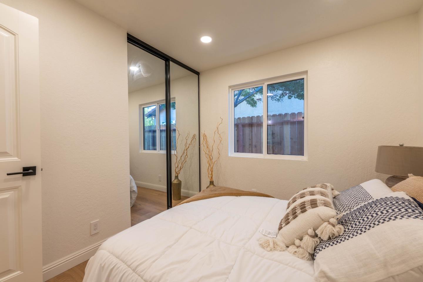 Detail Gallery Image 27 of 47 For 230 Lloyd Ave, Fremont,  CA 94536 - 4 Beds | 2 Baths