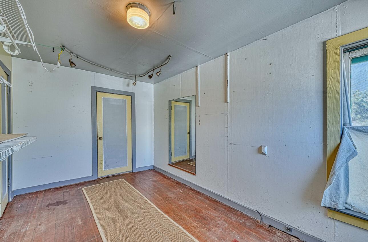 Detail Gallery Image 13 of 18 For 1717 Contra Costa St, Seaside,  CA 93955 - 2 Beds | 1 Baths