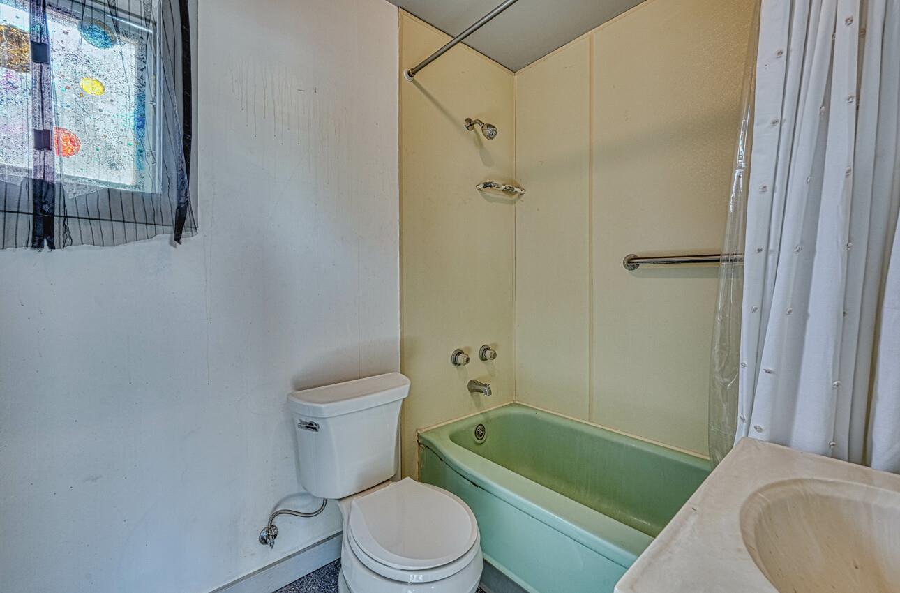 Detail Gallery Image 9 of 18 For 1717 Contra Costa St, Seaside,  CA 93955 - 2 Beds | 1 Baths