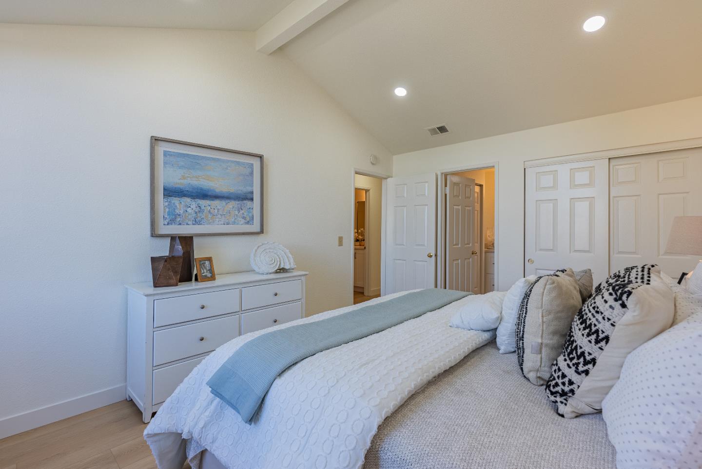 Detail Gallery Image 13 of 22 For 26 Washington Square Dr, Milpitas,  CA 95035 - 2 Beds | 2 Baths