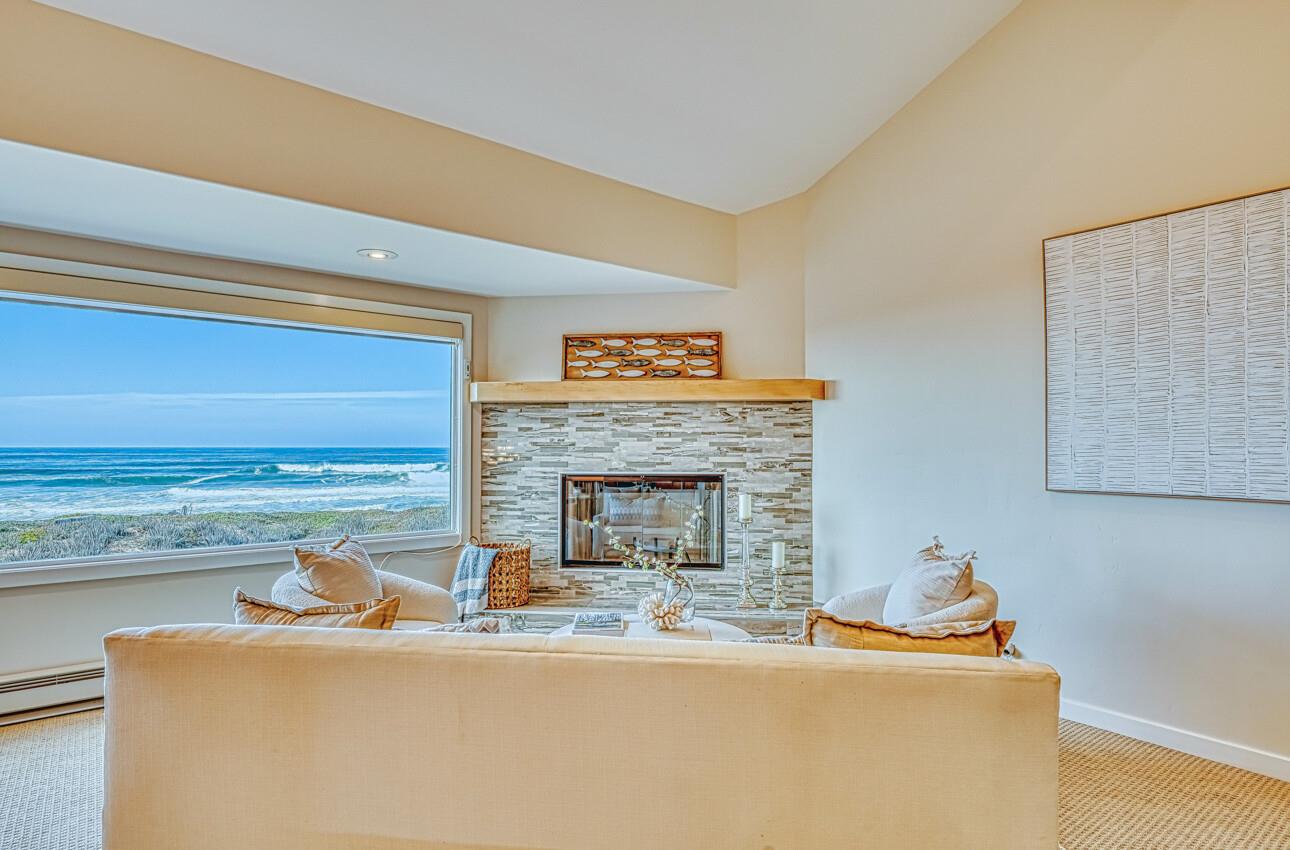 Detail Gallery Image 32 of 58 For 198 Monterey Dunes Way, Moss Landing,  CA 95039 - 4 Beds | 3 Baths