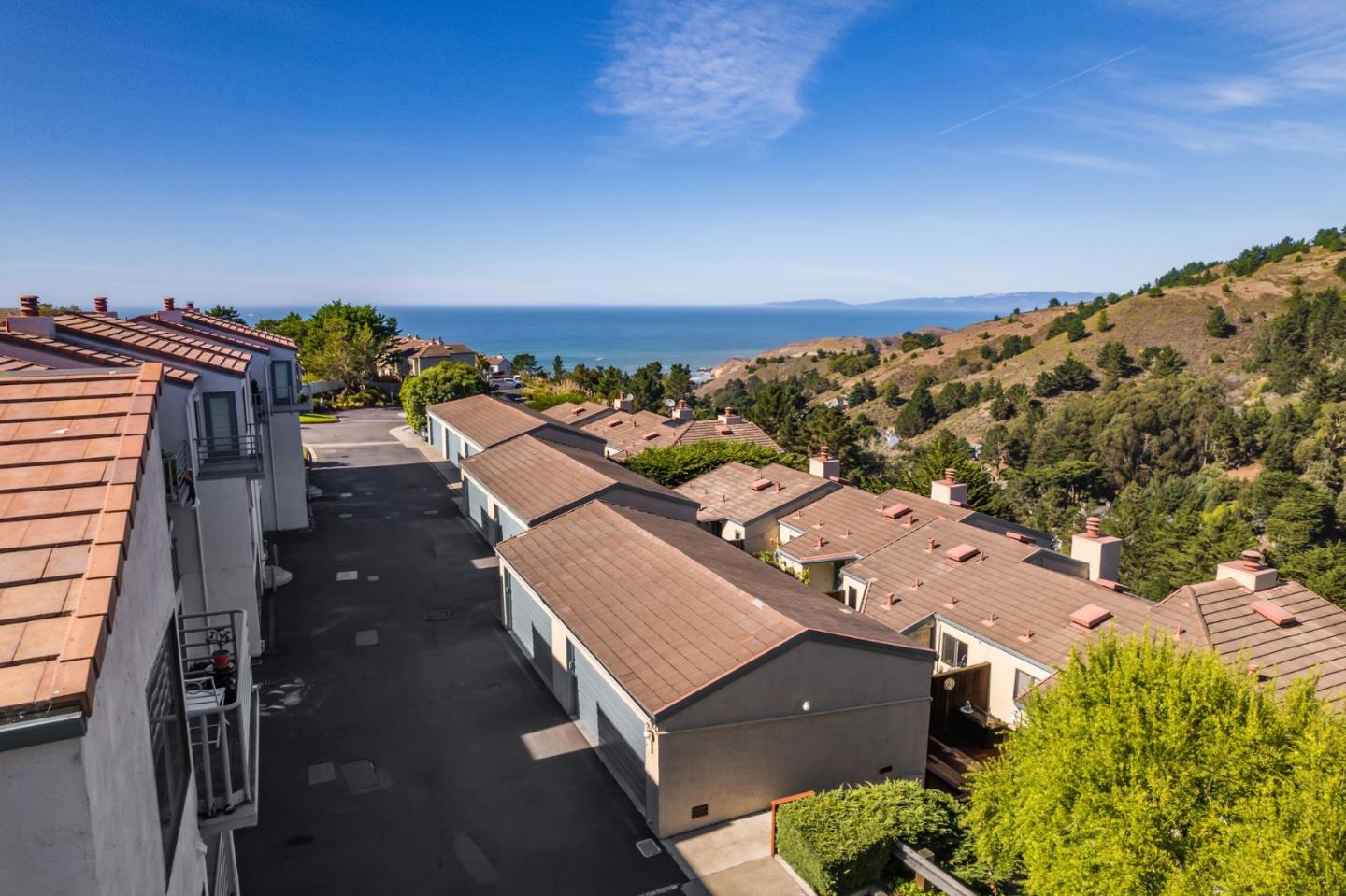 Detail Gallery Image 107 of 110 For 967 Fassler Ave, Pacifica,  CA 94044 - 3 Beds | 2/1 Baths