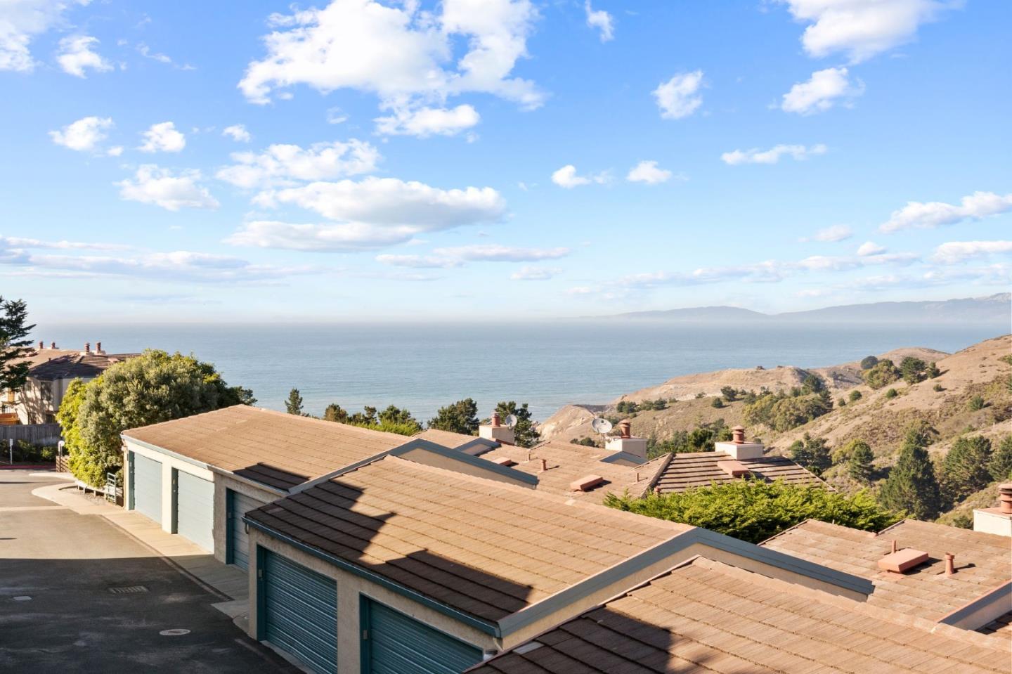 Detail Gallery Image 20 of 110 For 967 Fassler Ave, Pacifica,  CA 94044 - 3 Beds | 2/1 Baths