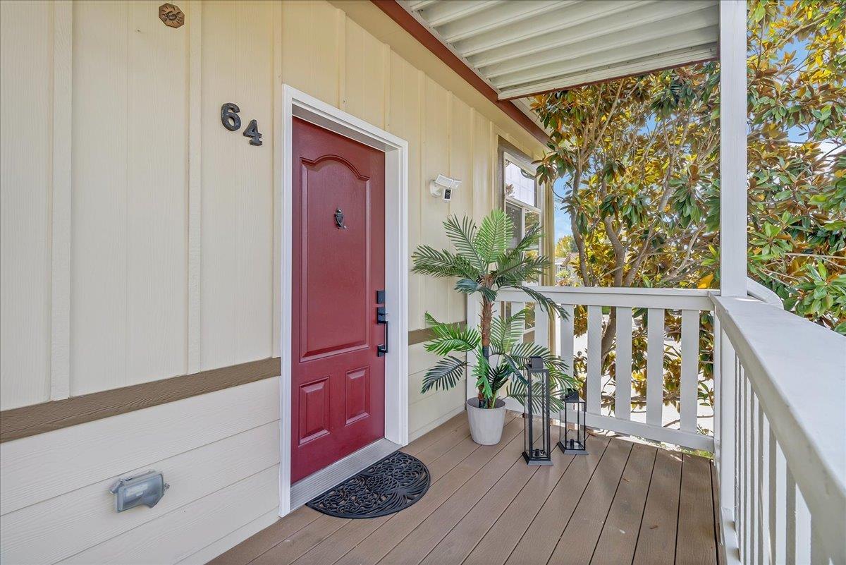 Detail Gallery Image 3 of 26 For 64 Leawood St #64,  Aptos,  CA 95003 - 3 Beds | 2 Baths