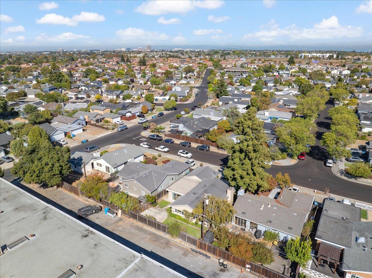 Detail Gallery Image 46 of 46 For 555 Cambridge St, Belmont,  CA 94002 - 3 Beds | 2 Baths