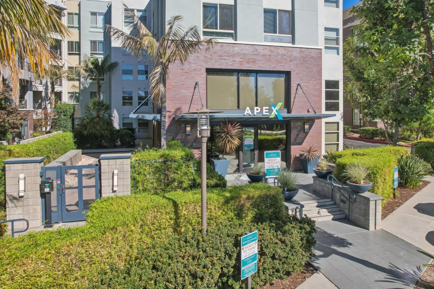 Detail Gallery Image 1 of 33 For 1101 S Main St #429,  Milpitas,  CA 95035 - 1 Beds | 1 Baths