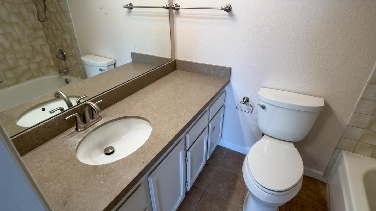 Detail Gallery Image 31 of 56 For 1755 30th Ave, Santa Cruz,  CA 95062 - 2 Beds | 2/1 Baths