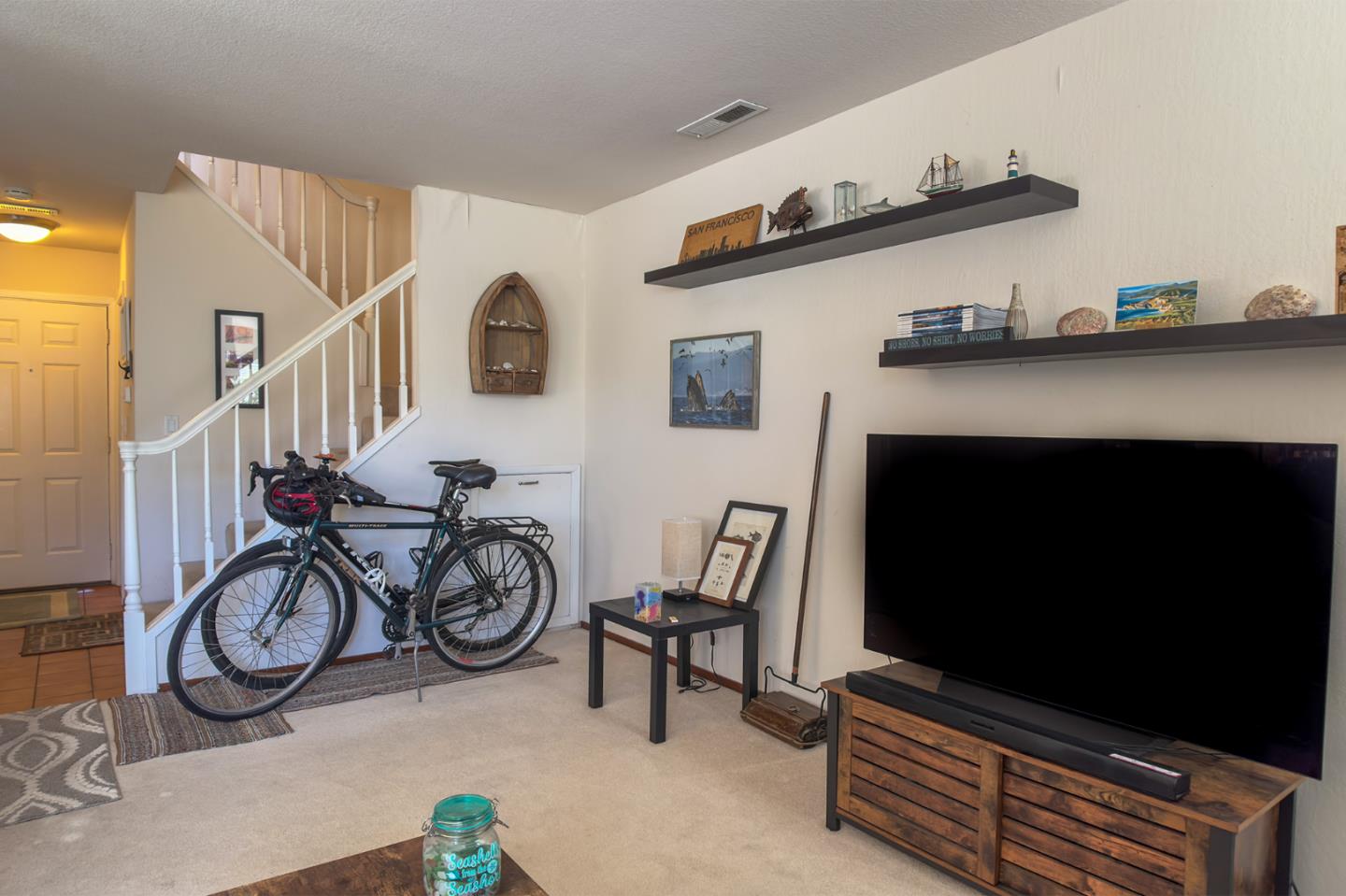 Detail Gallery Image 6 of 29 For 1755 30th Ave, Santa Cruz,  CA 95062 - 2 Beds | 2/1 Baths