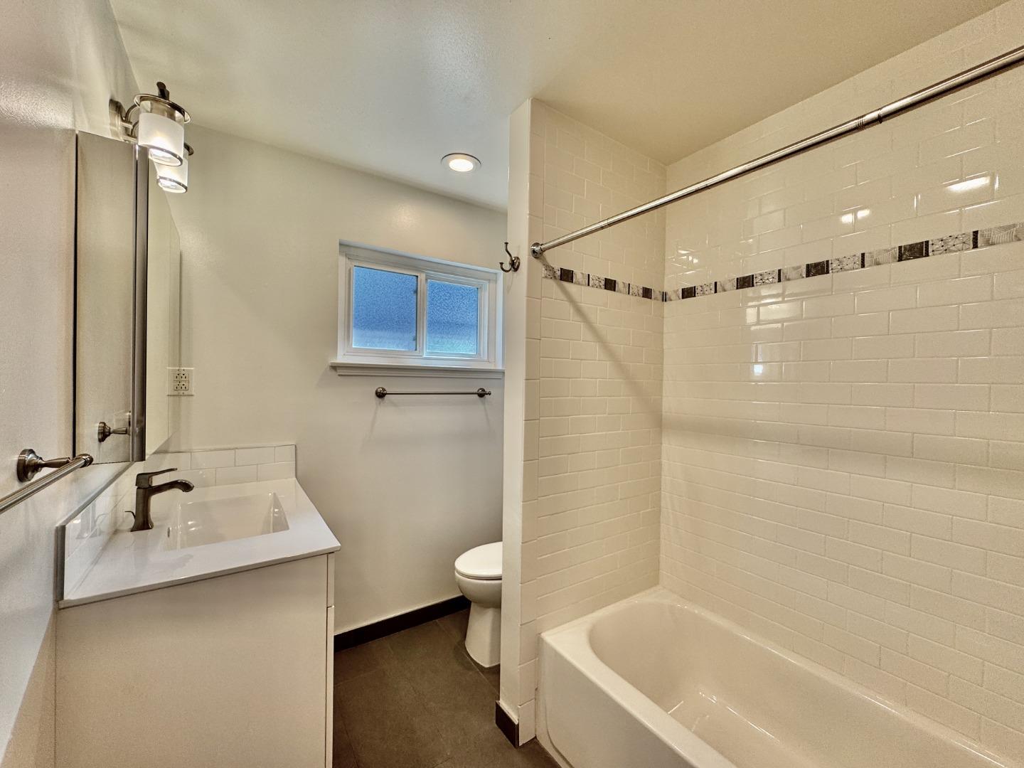 Detail Gallery Image 28 of 35 For 421 Rolling Hills Ave, San Mateo,  CA 94403 - 3 Beds | 2 Baths