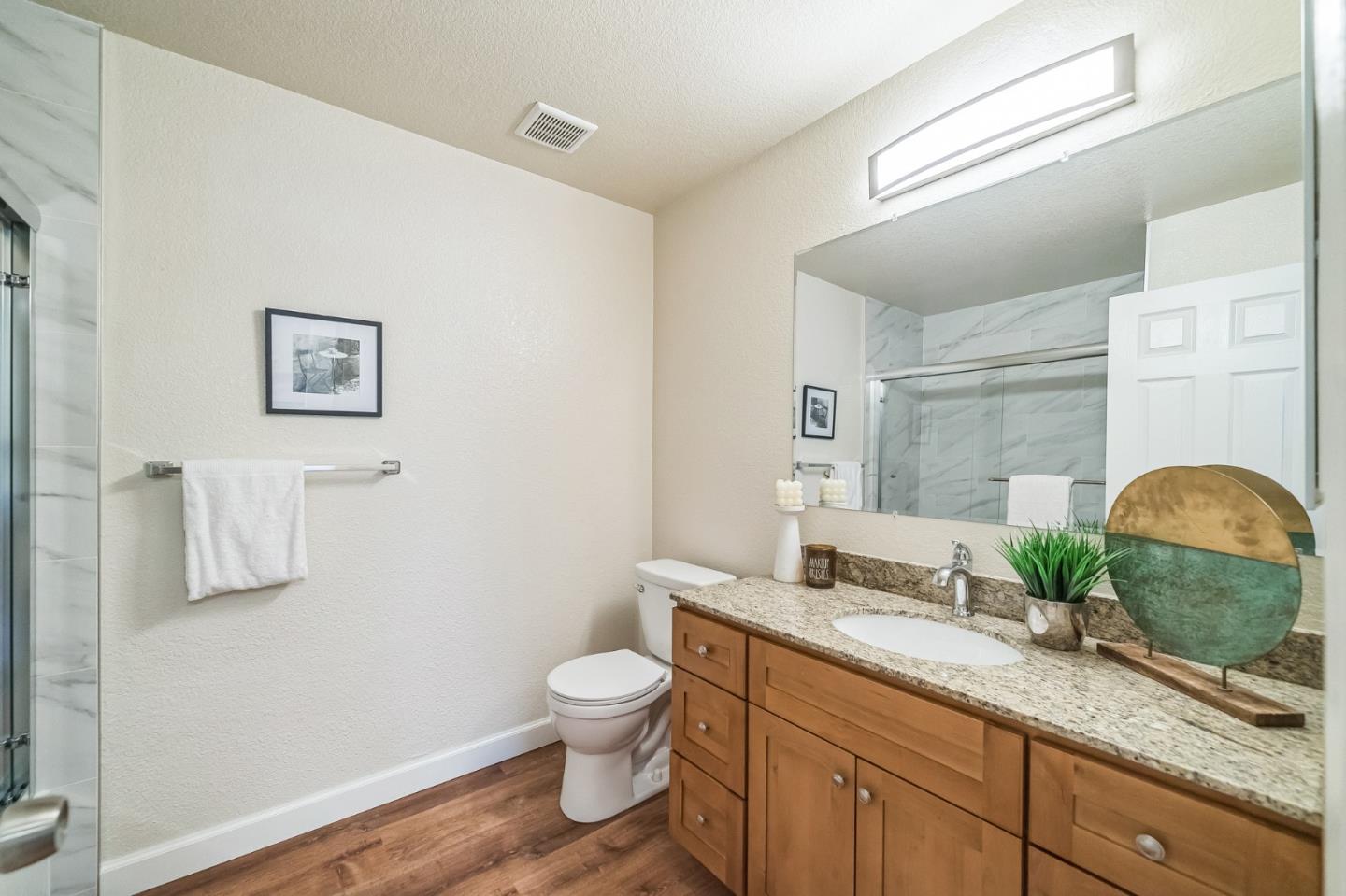 Detail Gallery Image 10 of 19 For 7 Lancaster Cir #233,  Bay Point,  CA 94565 - 2 Beds | 2 Baths