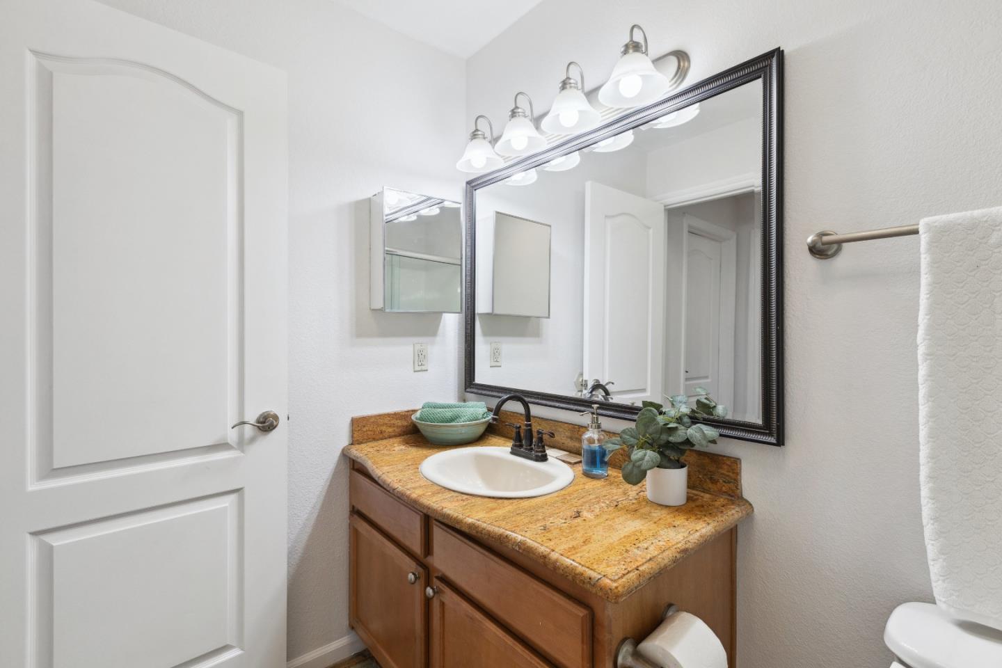 Detail Gallery Image 18 of 23 For 300 Union Ave #3,  Campbell,  CA 95008 - 2 Beds | 2 Baths