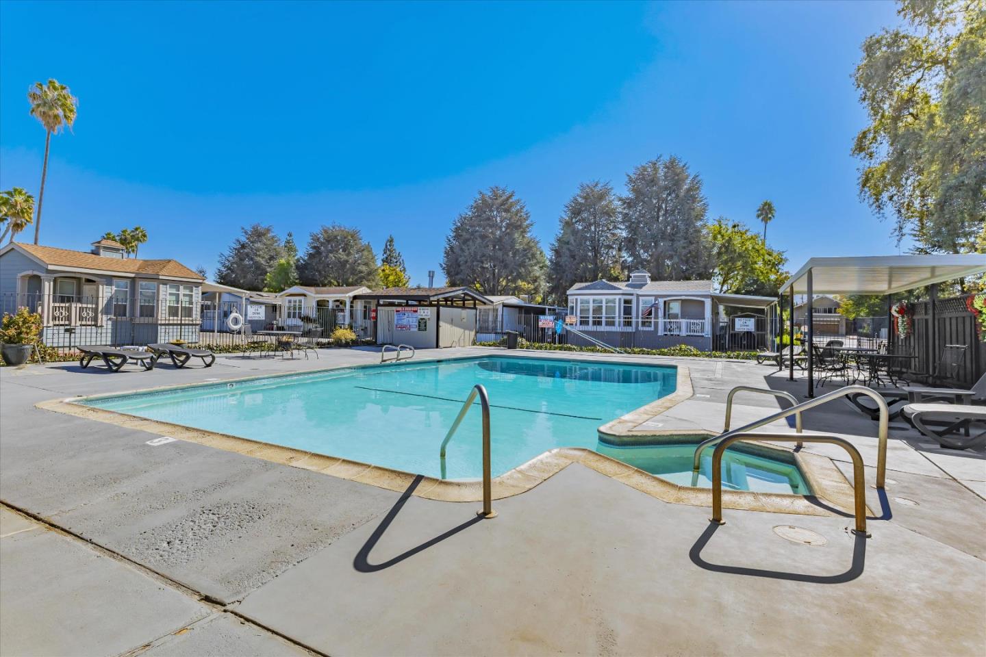 Detail Gallery Image 41 of 41 For 195 Blossom Hill Rd #220,  San Jose,  CA 95123 - 3 Beds | 2 Baths