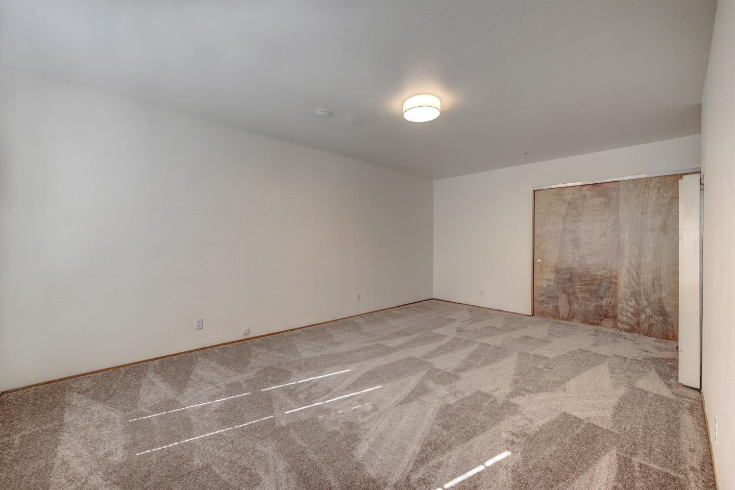 Detail Gallery Image 11 of 34 For 411 Sumner St #B,  Santa Cruz,  CA 95062 - 2 Beds | 1 Baths