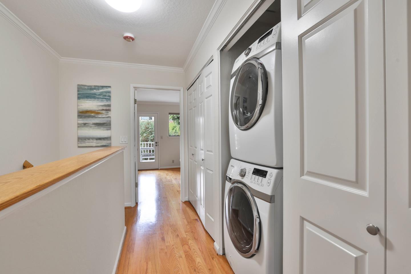 Detail Gallery Image 16 of 30 For 700 Chiquita Ave #5,  Mountain View,  CA 94041 - 2 Beds | 2/1 Baths