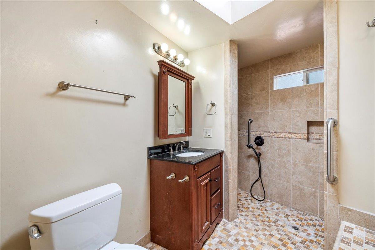 Detail Gallery Image 21 of 32 For 1519 Costa St, Seaside,  CA 93955 - 3 Beds | 2/1 Baths