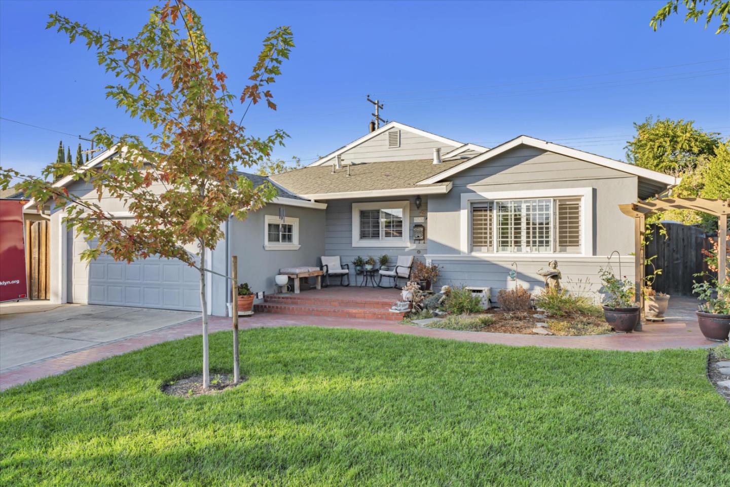 Detail Gallery Image 1 of 27 For 3531 Earl Dr, Santa Clara,  CA 95051 - 4 Beds | 2 Baths