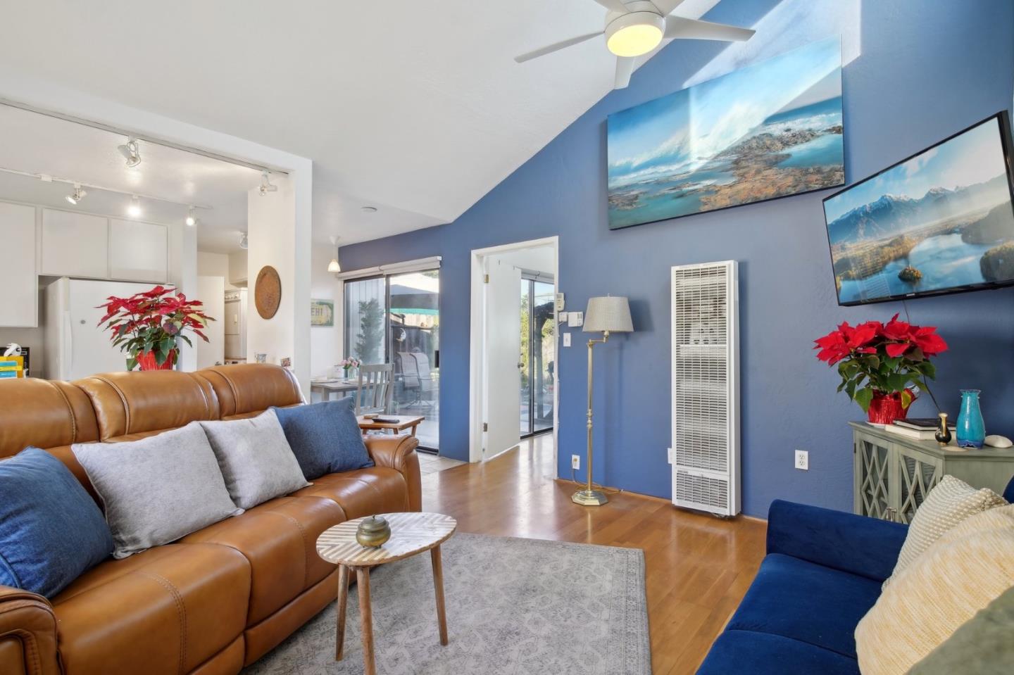 Detail Gallery Image 1 of 10 For 2286 7th Ave, Santa Cruz,  CA 95062 - 1 Beds | 1 Baths