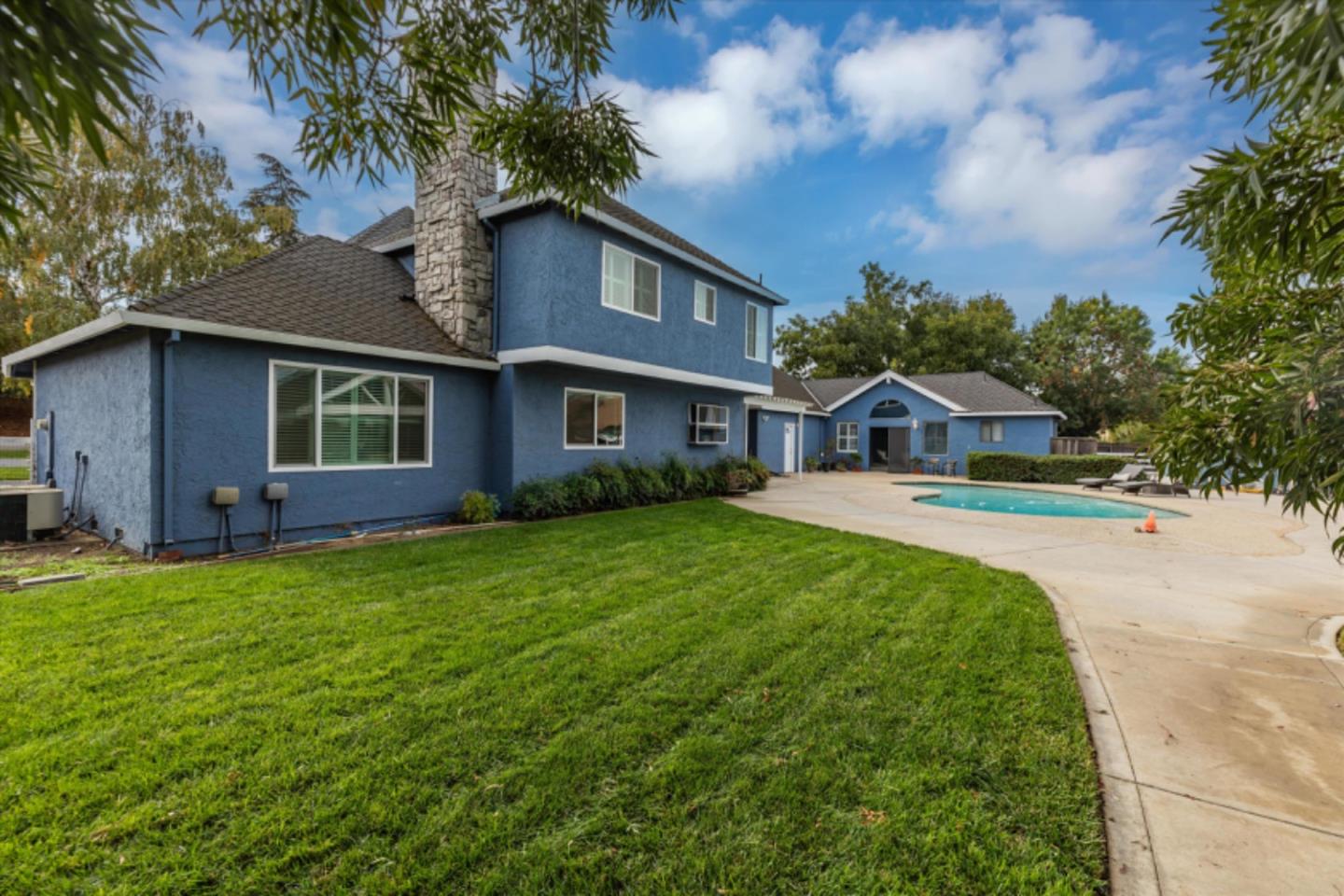 Detail Gallery Image 37 of 73 For 10215 Whiskey Hill Ln, Gilroy,  CA 95020 - 6 Beds | 4/1 Baths