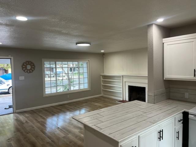 Detail Gallery Image 4 of 16 For 6627 N Lessburg Pl, Stockton,  CA 95207 - 2 Beds | 2 Baths